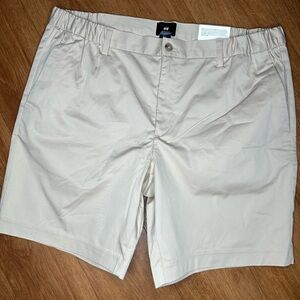 H&M Men's Cream Flat Front Shorts